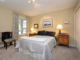 Photo 16: 10 928 Bearwood Lane in VICTORIA: SE Broadmead Row/Townhouse for sale (Saanich East)  : MLS®# 785859