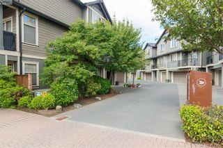 Photo 3: 107 2920 Phipps Rd in VICTORIA: La Langford Proper Row/Townhouse for sale (Langford)  : MLS®# 819568