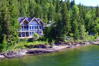 Photo 2: #24 6741 Eagle Bay Road in Eagle Bay: House for sale : MLS®# 10129754