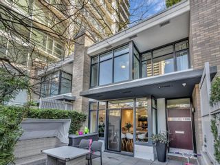 Main Photo: 1309 CIVIC PLACE Mews in North Vancouver: Central Lonsdale Townhouse for sale in "Vista Place" : MLS®# R2854414