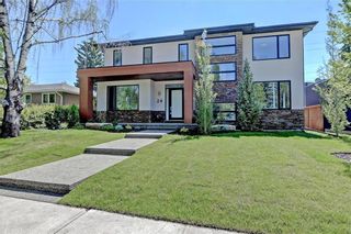 Main Photo: 24 LORNE Place SW in Calgary: North Glenmore Park Detached for sale : MLS®# C4225479