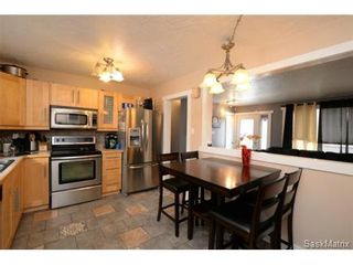 Photo 12: 3307 AVONHURST Drive in Regina: Coronation Park Single Family Dwelling for sale (Regina Area 03)  : MLS®# 528624