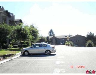 Photo 5: 2214 13819 100TH Avenue in Surrey: Whalley Condo for sale in "CARRIAGE LANE" (North Surrey)  : MLS®# F2723880
