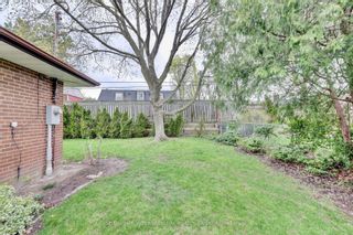 Photo 2: 19 Grasspoint Crescent in Toronto: Markland Wood House (Bungalow) for sale (Toronto W08)  : MLS®# W5938012