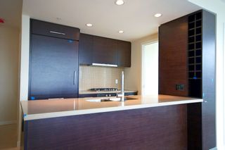 Photo 4: 2503 833 HOMER Street in Vancouver: Downtown VW Condo for sale in "ATELIER" (Vancouver West)  : MLS®# V839630