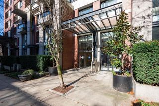 Photo 2: 1004 977 MAINLAND Street in Vancouver: Yaletown Condo for sale (Vancouver West)  : MLS®# R2631123