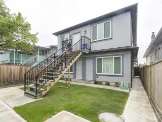 Photo 2: 6583 KNIGHT Street in Vancouver: South Vancouver House for sale (Vancouver East)  : MLS®# R2575477