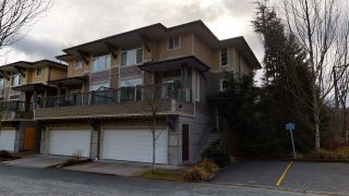 Photo 1: 37 40632 GOVERNMENT Road in Squamish: Brackendale Townhouse for sale in "Riverswalk" : MLS®# R2546041