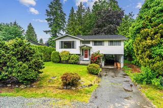 Photo 2: 17194 JERSEY Drive in Surrey: Cloverdale BC House for sale (Cloverdale)  : MLS®# R2699415