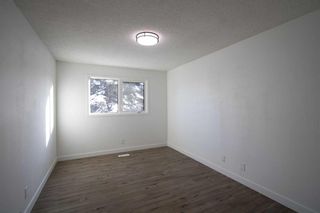 Photo 11: 14 Whiteram Place NE in Calgary: Whitehorn Semi Detached (Half Duplex) for sale : MLS®# A2113238