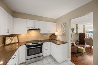 Photo 11: 1105 1235 QUAYSIDE Drive in New Westminster: Quay Condo for sale in "RIVIERA" : MLS®# R2883041