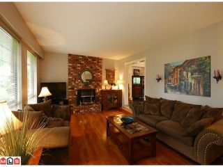Photo 2: 6030 172A Street in Surrey: Cloverdale BC House for sale (Cloverdale)  : MLS®# F1101552