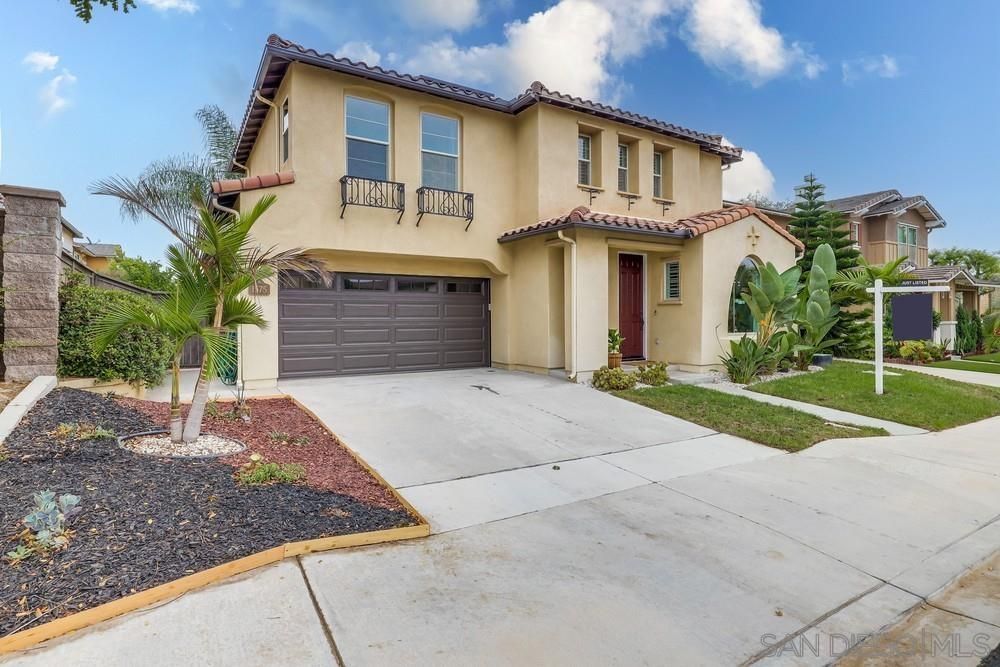 Main Photo: CHULA VISTA House for sale : 3 bedrooms : 1575 Voyage Dr