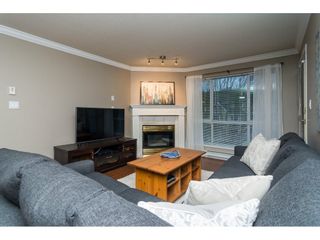 Photo 4: 308 20200 54A AVENUE in Langley: Langley City Condo for sale : MLS®# R2221595