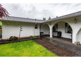 Photo 4: 2492 CAMERON Crescent in Abbotsford: Abbotsford East House for sale : MLS®# R2464314