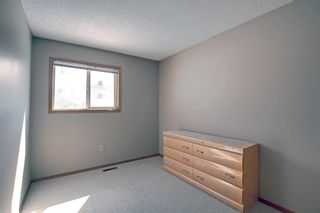 Photo 11: 240 erin meadow Green in Calgary: Erin Woods Detached for sale : MLS®# A2003999