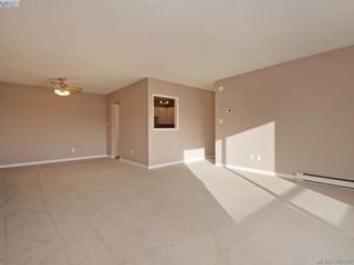 Photo 4: 205 1490 Garnet Rd in VICTORIA: SE Cedar Hill Condo for sale (Saanich East)  : MLS®# 777681