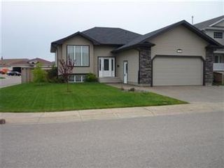 Main Photo: 703 Murray Crescent: Warman Single Family Dwelling for sale (Saskatoon NW)  : MLS®# 396325