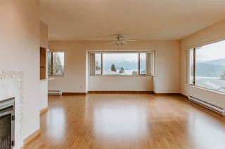 Photo 4: 30 555 EAGLECREST Drive in Gibsons: Gibsons & Area Townhouse for sale in "GEORGIA MIRAGE" (Sunshine Coast)  : MLS®# R2543427