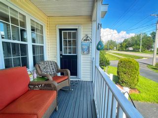 Photo 2: 152B Orchard Street in Berwick: 404-Kings County Residential for sale (Annapolis Valley)  : MLS®# 202119431