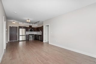 Photo 6: 201 1900 Watkiss Way in View Royal: VR Hospital Condo for sale : MLS®# 824987