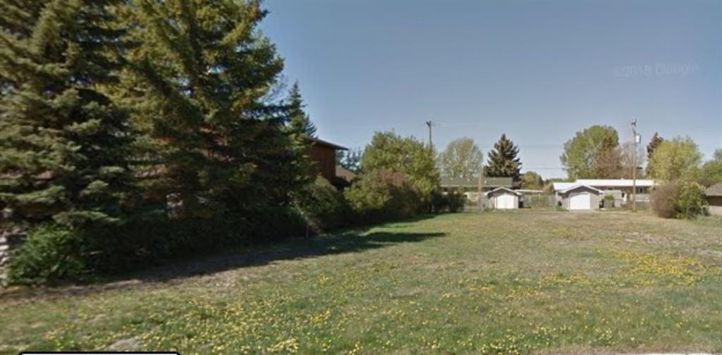 Main Photo: 1027 7 Street SW: High River Residential Land for sale : MLS®# A1100229