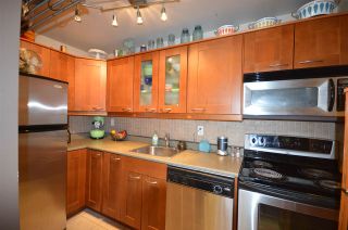 Photo 3: 401 423 AGNES Street in New Westminster: Downtown NW Condo for sale in "THE RIDGEVIEW LOFTS & CONDOS" : MLS®# R2087236