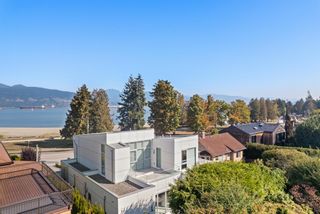 Photo 4: 4577 BELMONT Avenue in Vancouver: Point Grey House for sale (Vancouver West)  : MLS®# R2822545
