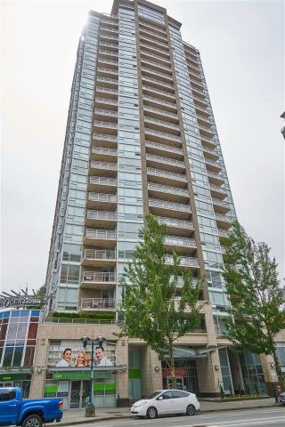 Photo 1: 704 2978 GLEN Drive in Coquitlam: North Coquitlam Condo for sale in "Grand Central One" : MLS®# R2379022