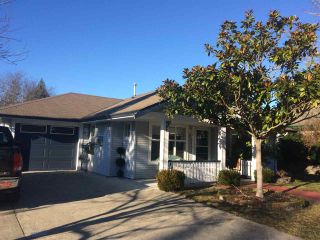 Photo 1: 5625 CASCADE Crescent in Sechelt: Sechelt District House for sale (Sunshine Coast)  : MLS®# R2129353
