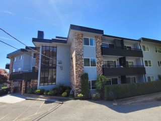 Main Photo: 319 2551 WILLOW Lane in Abbotsford: Central Abbotsford Condo for sale in "Valley View Manor" : MLS®# R2881331