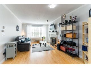 Photo 4: 211 10186 155 STREET in Guildford: Apt/Condo for sale : MLS®# R2352096