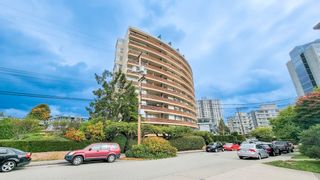 Photo 1: 604 2135 ARGYLE Avenue in West Vancouver: Dundarave Condo for sale : MLS®# R2822450