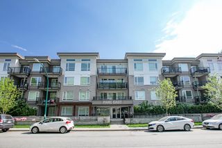 Photo 1: 407 2382 ATKINS Avenue in Port Coquitlam: Central Pt Coquitlam Condo for sale in "PARC EAST" : MLS®# R2779767