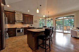Photo 12: 2738 Sunnydale Drive in Blind Bay: House for sale : MLS®# 10187389