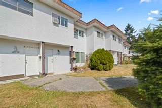 Photo 2: 21460 MAYO Place in Maple Ridge: West Central Townhouse for sale : MLS®# R2806438
