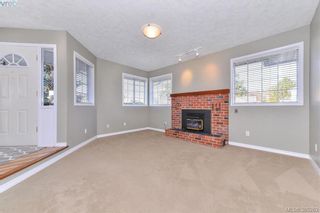 Photo 6: 4299 Panorama Pl in VICTORIA: SE Lake Hill House for sale (Saanich East)  : MLS®# 774088