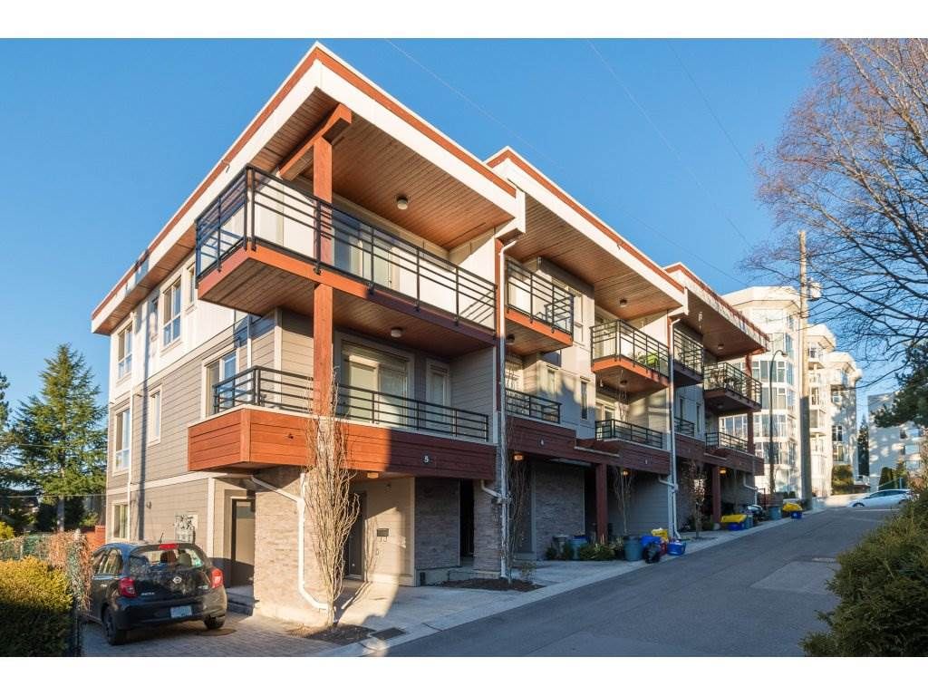 Main Photo: 5 15118 THRIFT Avenue: White Rock Townhouse for sale (South Surrey White Rock)  : MLS®# R2134991