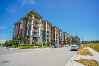 Photo 35: 215 20673 78 Avenue in Langley: Willoughby Heights Condo for sale : MLS®# R2719300