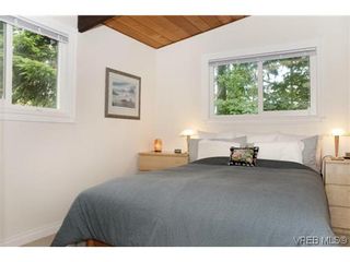 Photo 12: 100 Dorothy Lane in VICTORIA: VR Prior Lake House for sale (View Royal)  : MLS®# 624490