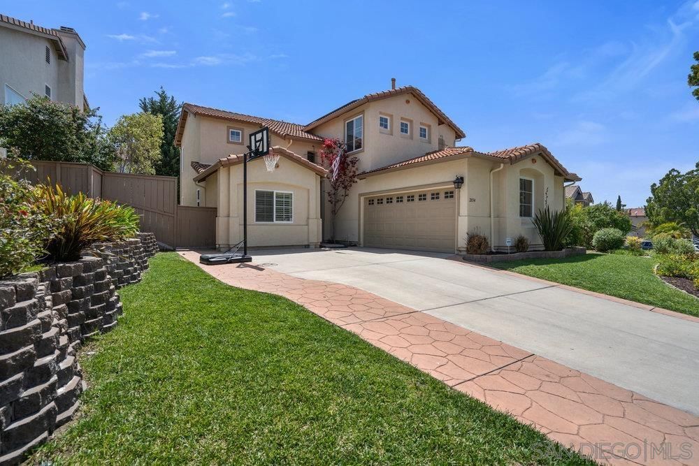 Main Photo: CHULA VISTA House for sale : 5 bedrooms : 2034 Mount Langley