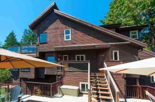 Photo 3: 4765 COVE CLIFF Road in North Vancouver: Deep Cove House for sale : MLS®# R2532923