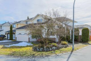 Photo 2: 1392 WINDSOR Avenue in Port Coquitlam: Oxford Heights House for sale : MLS®# R2758469