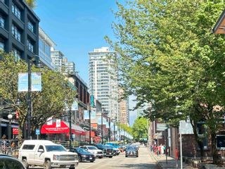 Photo 5: 2808 909 MAINLAND Street in Vancouver: Yaletown Condo for sale in "YALETOWN PARK 2" (Vancouver West)  : MLS®# R2780140