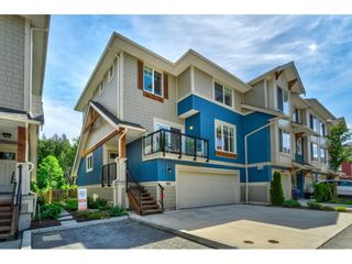 Photo 1: 74 20498 82 Avenue in Langley: Willoughby Heights Townhouse for sale in "GABRIOLA PARK" : MLS®# R2372195