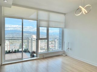 Photo 2: 2306 4688 KINGSWAY in Burnaby: Metrotown Condo for sale in "Station Square 1" (Burnaby South)  : MLS®# R2869670