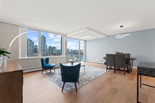 Photo 6: 906 1288 MARINASIDE Crescent in Vancouver: Yaletown Condo for sale (Vancouver West)  : MLS®# R2770374