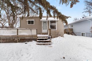 Main Photo: 517 Isabella Street West in Saskatoon: Exhibition Residential for sale : MLS®# SK915889