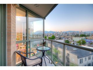 Photo 9: 705 2288 PINE Street in Vancouver: Fairview VW Condo for sale in "THE FAIRVIEW" (Vancouver West)  : MLS®# V852538