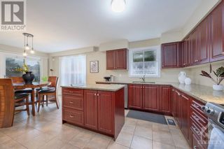 Photo 8: 33 MORGANS GRANT WAY in Kanata: House for sale : MLS®# 1387448